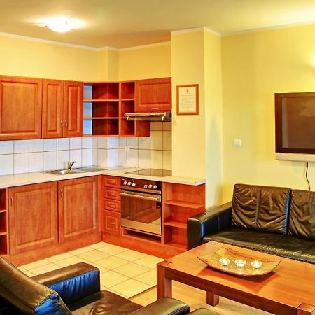 Apartamenty & Restauracja Janus Ełk Buitenkant foto